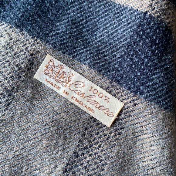 100% cashmere black gray brown tassel scarf - Picture 4 of 4